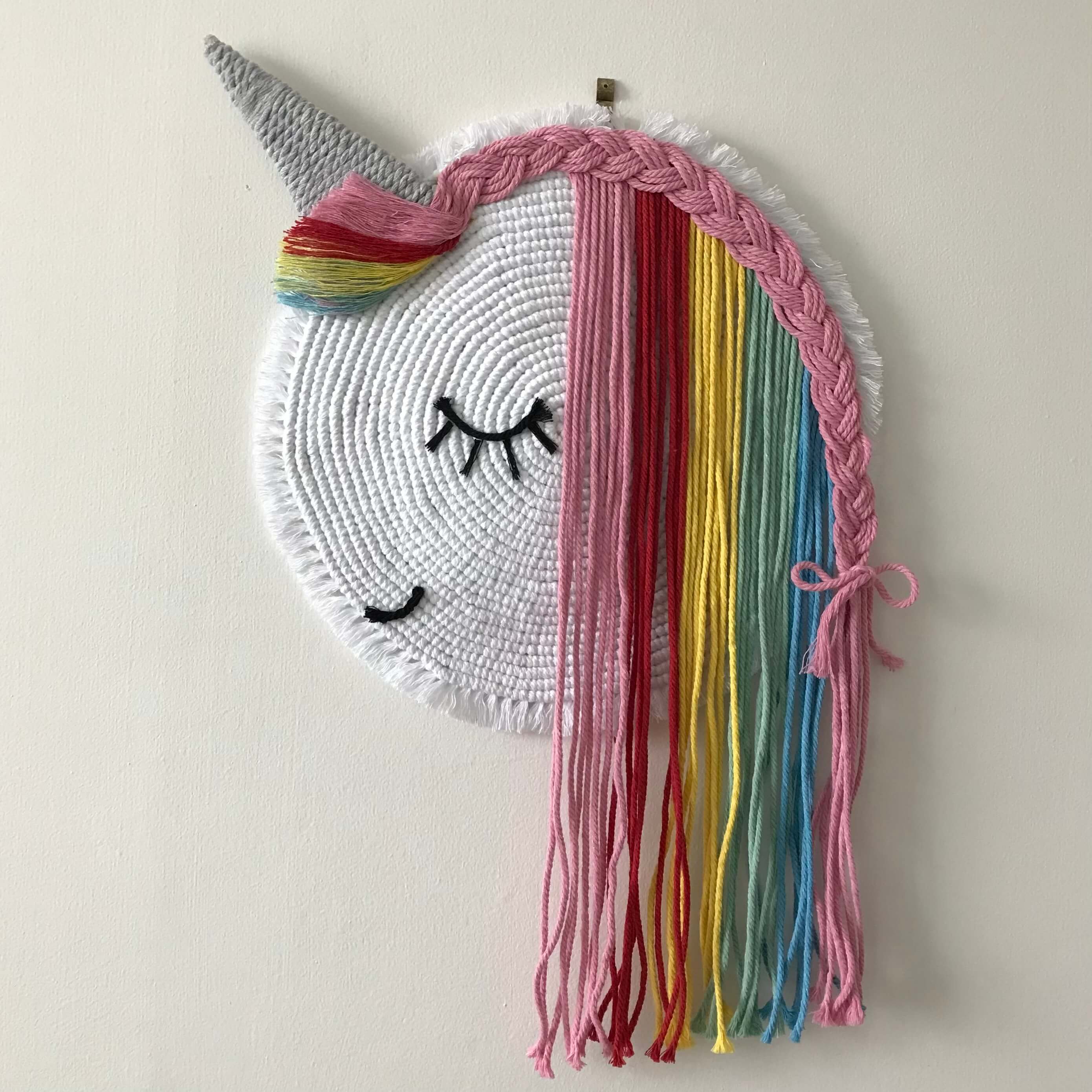 Macramé jednorožec