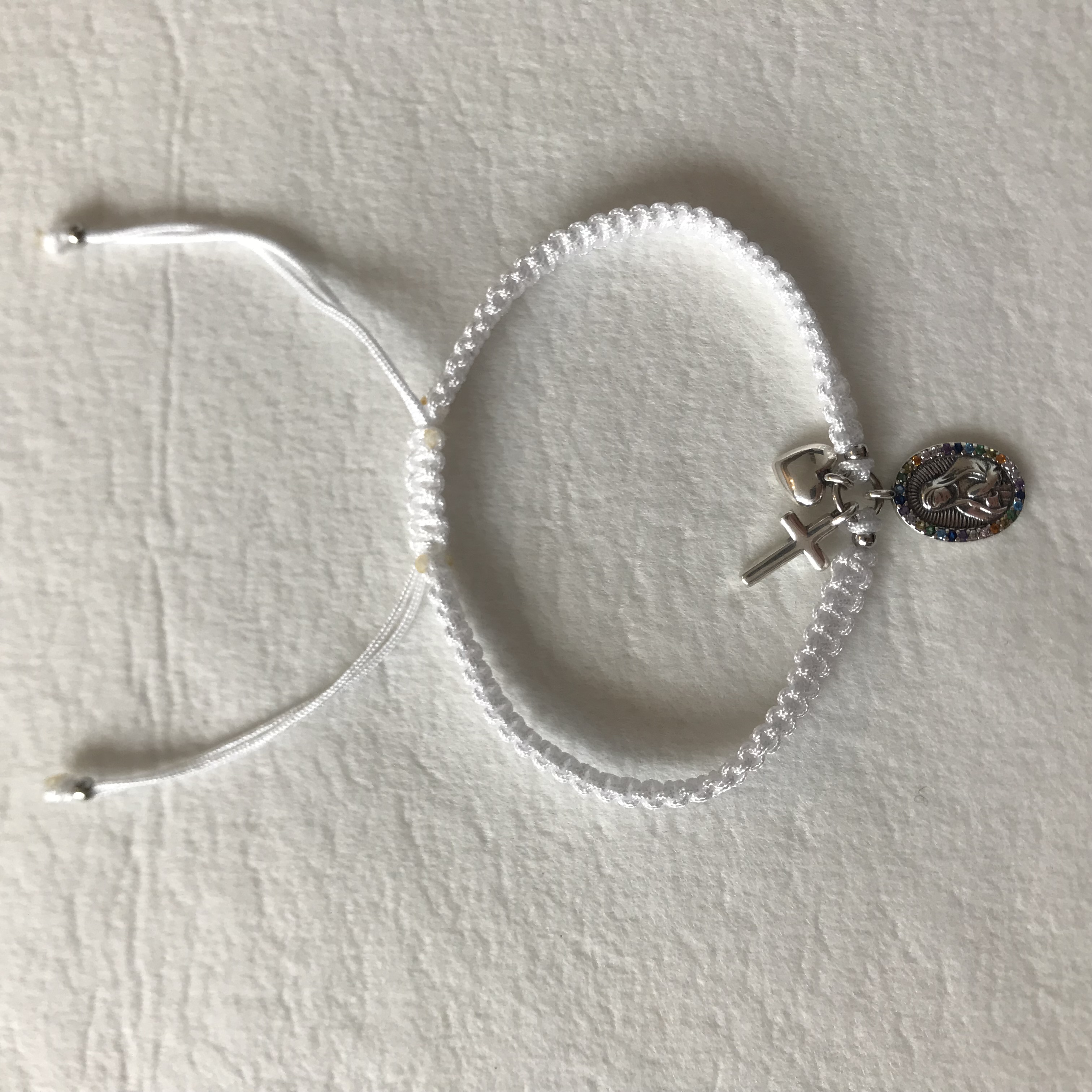 Macramé náramek medailonek Panna Marie 5