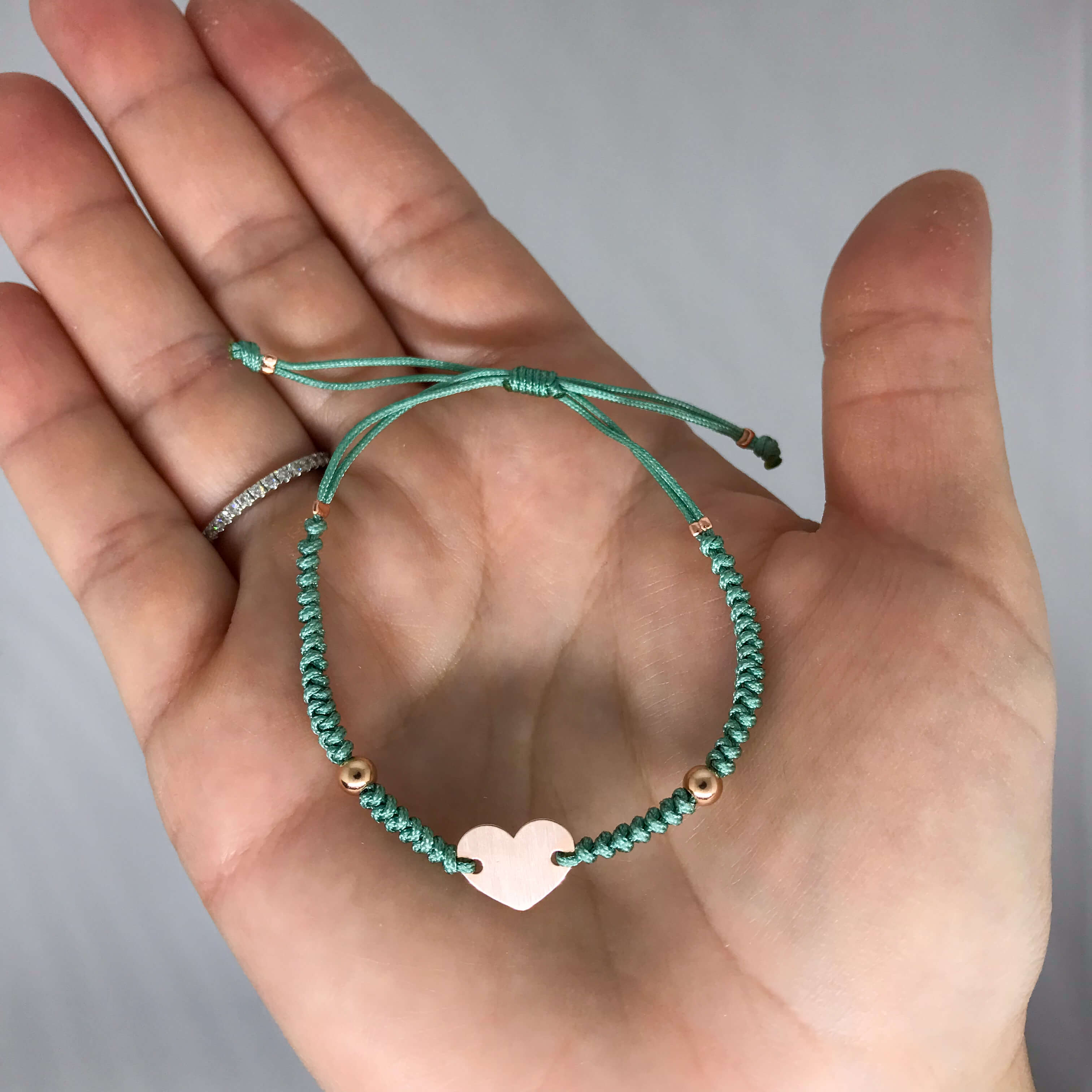 Macramé náramek se srdcem a korálky z 18k růžového zlata 3